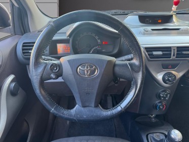 Toyota iq iq 68 vvt-i occasion cannes (06) simplicicar simplicibike france