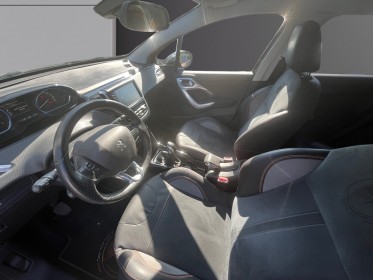 Peugeot 2008 1.2 puretech 110ch ss bvm5 crossway occasion avignon (84) simplicicar simplicibike france