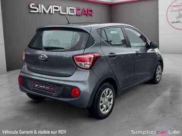 Hyundai i10 1.0 66 bvm5 initia occasion simplicicar lille  simplicicar simplicibike france