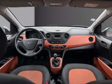 Hyundai i10 1.0 66 bvm5 initia occasion simplicicar lille  simplicicar simplicibike france