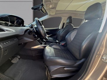 Peugeot 2008 diesel finition allure 1.6 e-hdi 92ch boite automatique ,toit panoramique-  aide au stationnement- start and...