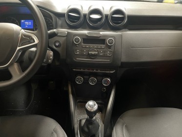 Dacia duster blue dci 115 4x2 e6u evasion occasion simplicicar lyon ouest simplicicar simplicibike france