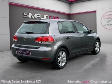 Volkswagen golf  confortline 1.6 essence 102 ch boîte auto-aide au stationnement-sièges av chauffant occasion...