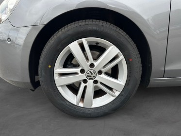 Volkswagen golf  confortline 1.6 essence 102 ch boîte auto-aide au stationnement-sièges av chauffant occasion...