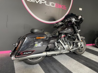Harley davidson cvo street glide   1923 cvo occasion simplicicar lyon ouest simplicicar simplicibike france