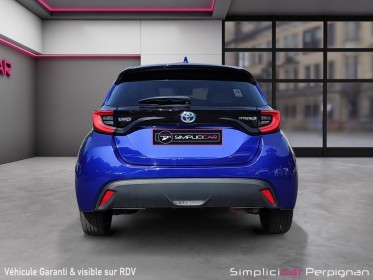 Toyota yaris hybride my21 116h design - caméra de recul - bluetooth - gps -clim - garantie 12 mois europe occasion...