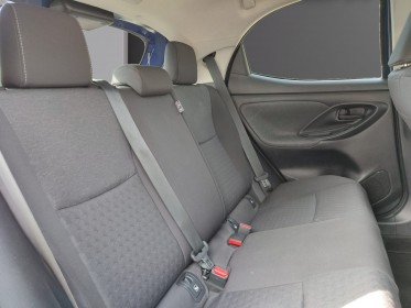 Toyota yaris hybride my21 116h design - caméra de recul - bluetooth - gps -clim - garantie 12 mois europe occasion...