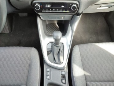Toyota yaris hybride my21 116h design - caméra de recul - bluetooth - gps -clim - garantie 12 mois europe occasion...