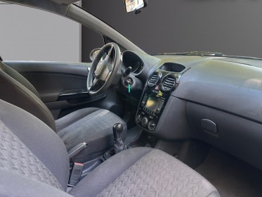 Opel corsa 1.2 - 85 ch twinport essentia, bluetooth, commandes volant, régulateur de vitesse, garantie 12 mois occasion...