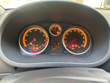 Opel corsa 1.2 - 85 ch twinport essentia, bluetooth, commandes volant, régulateur de vitesse, garantie 12 mois occasion...