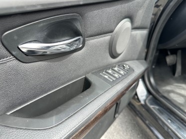 Bmw serie 3 cab e93 lci 320d 184 ch exclusive a - sieges electriques et chauffants- palettes au volant - radars de recul...