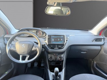 Peugeot 208 82ch bvm5 signature caméra de recul  apple carplay garantie 12 mois occasion simplicicar toulouse sud...