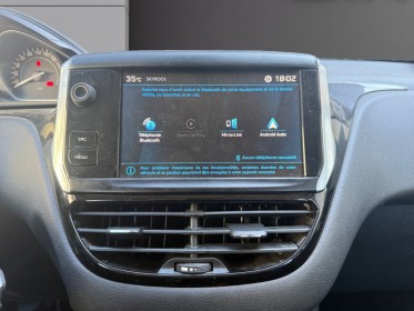 Peugeot 208 82ch bvm5 signature caméra de recul  apple carplay garantie 12 mois occasion simplicicar toulouse sud...