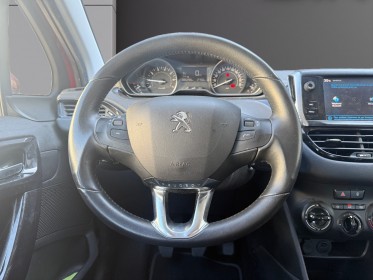 Peugeot 208 82ch bvm5 signature caméra de recul  apple carplay garantie 12 mois occasion simplicicar toulouse sud...