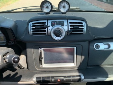 Smart fortwo cabrio smart  1.0 84ch passion softouch / edition city bean / cuir intérieur / entretien smart / garantie 12...