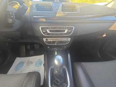 Renault megane iii berline dci 130 fap eco2 xv de france euro 5 occasion avignon (84) simplicicar simplicibike france