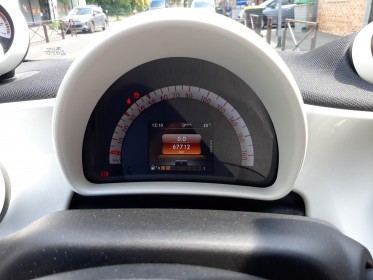Smart forfour 0.9 90 ch ss prime toit panoramique sièges chauffants caméra de recul bluetooh garantie 12 mois occasion...