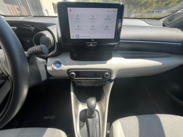 Toyota yaris hybride my21 116h iconic entretien toyota garantie constructeur premiere main occasion simplicicar la ciotat...