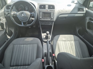 Volkswagen polo 1.0 60 trendline garantie 12 mois occasion simplicicar royan simplicicar simplicibike france