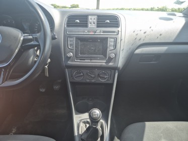 Volkswagen polo 1.0 60 trendline garantie 12 mois occasion simplicicar royan simplicicar simplicibike france