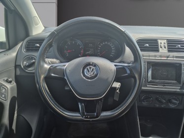 Volkswagen polo 1.0 60 trendline garantie 12 mois occasion simplicicar royan simplicicar simplicibike france