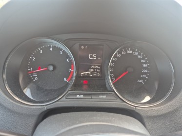 Volkswagen polo 1.0 60 trendline garantie 12 mois occasion simplicicar royan simplicicar simplicibike france