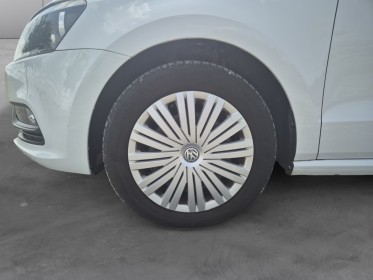 Volkswagen polo 1.0 60 trendline garantie 12 mois occasion simplicicar royan simplicicar simplicibike france