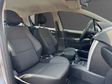 Peugeot 207 1.6 hdi 92ch fap active - clim occasion simplicicar compiegne simplicicar simplicibike france