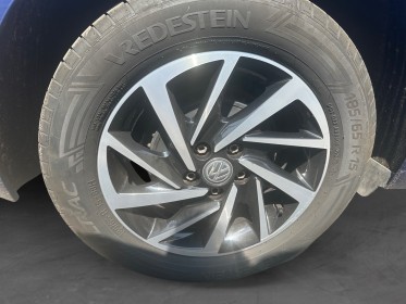 Volkswagen polo 1.0 tsi 95 ss bvm5, suivie volkswagen, garantie 12 mois occasion simplicicar villejuif  simplicicar...