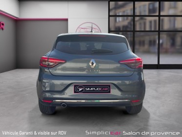 Renault clio v blue dci 115 intens / carplay / camera / clim auto occasion simplicicar salon de provence simplicicar...