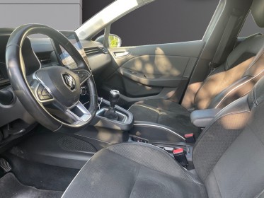 Renault clio v blue dci 115 intens / carplay / camera / clim auto occasion simplicicar salon de provence simplicicar...
