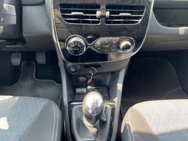Renault clio iv estate clio  iv tce 90 / clim auto / bluetooth / attelage / faible kilometrage occasion simplicicar salon de...