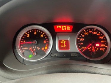 Renault clio iii dci 105 cv bm6 initiale paris // rare // occasion simplicicar pertuis  simplicicar simplicibike france