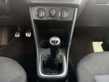 Volkswagen polo 1.2 60 style garantie 12 mois occasion abbeville simplicicar simplicibike france
