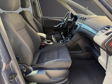 Ford s-max 2.0 tdci 140 fap titanium - 7 places - radars de stationnement - gps - carnet d'entretien complet occasion...
