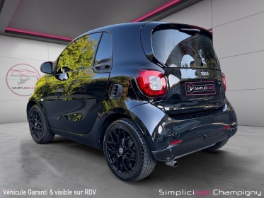 Smart fortwo coupe 90 ch prime - boite auto - toit panoramique - caméra de recul - sièges chauffants occasion...