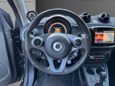 Smart fortwo coupe 90 ch prime - boite auto - toit panoramique - caméra de recul - sièges chauffants occasion...