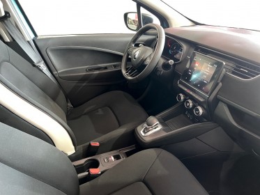 Renault zoe r110 life batterie 52 kwh grande autonomie occasion simplicicar st-maximin simplicicar simplicibike france