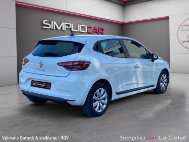 Renault clio v societe clio  blue dci 85 air nav 1ere main full entretient  tva récupérable occasion simplicicar la ciotat...