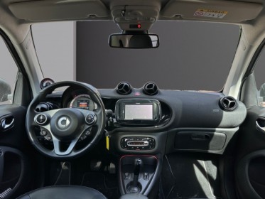 Smart fortwo coupe eq 82 ch prime - carplay - sièges chauffants en cuir - feux led - clim auto occasion champigny-sur-marne...