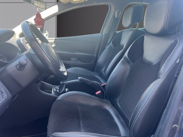 Renault clio iv tce 120 energy intens - phase 2 - faible kms garantie 12 mois occasion simplicicar lyon nord  simplicicar...