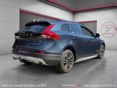 Volvo v40 cross country d3 150 geartronic 6 momentum occasion simplicicar les sables-d'olonne simplicicar simplicibike france