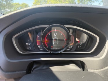 Volvo v40 cross country d3 150 geartronic 6 momentum occasion simplicicar les sables-d'olonne simplicicar simplicibike france