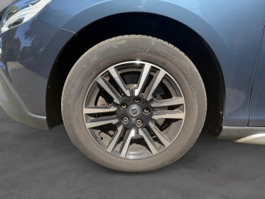 Volvo v40 cross country d3 150 geartronic 6 momentum occasion simplicicar les sables-d'olonne simplicicar simplicibike france