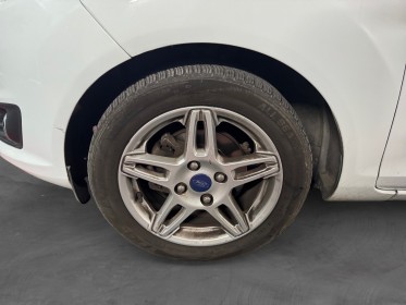 Ford fiesta 1.0 ecoboost 100 titanium powershift a garantie 12 mois moteur a chaine occasion montpellier (34) simplicicar...