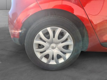 Renault clio iv 1.2 16v 75 life - entretien complet disponible - garantie 12 mois occasion parc voitures beauvais simplicicar...