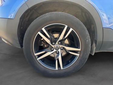 Volvo xc40 t3 163ch geartronic 8 r-design occasion montpellier (34) simplicicar simplicibike france