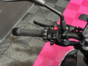 Bmw s1000r pack m - akrapovic - jantes forgées - keyless - garantie constructeur 04/2026 occasion simplicibike nÎmes...