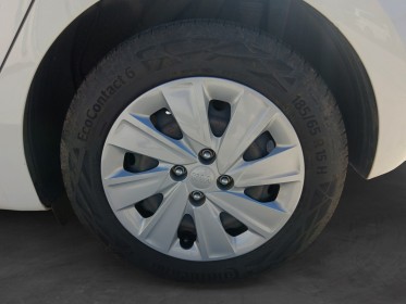 Kia rio 1.0 t-gdi 100 ch bvm6 / finition active / occasion réunion ville st pierre simplicicar simplicibike france