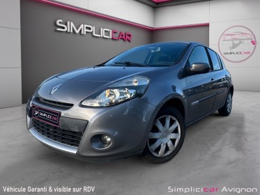 Renault clio iii tce 100 eco2 exception tomtom euro 5 occasion avignon (84) simplicicar simplicibike france